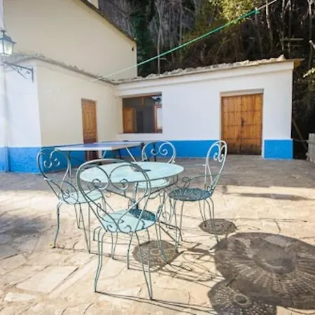 El Olivo. Alpujarra. Сasa de vacaciones *